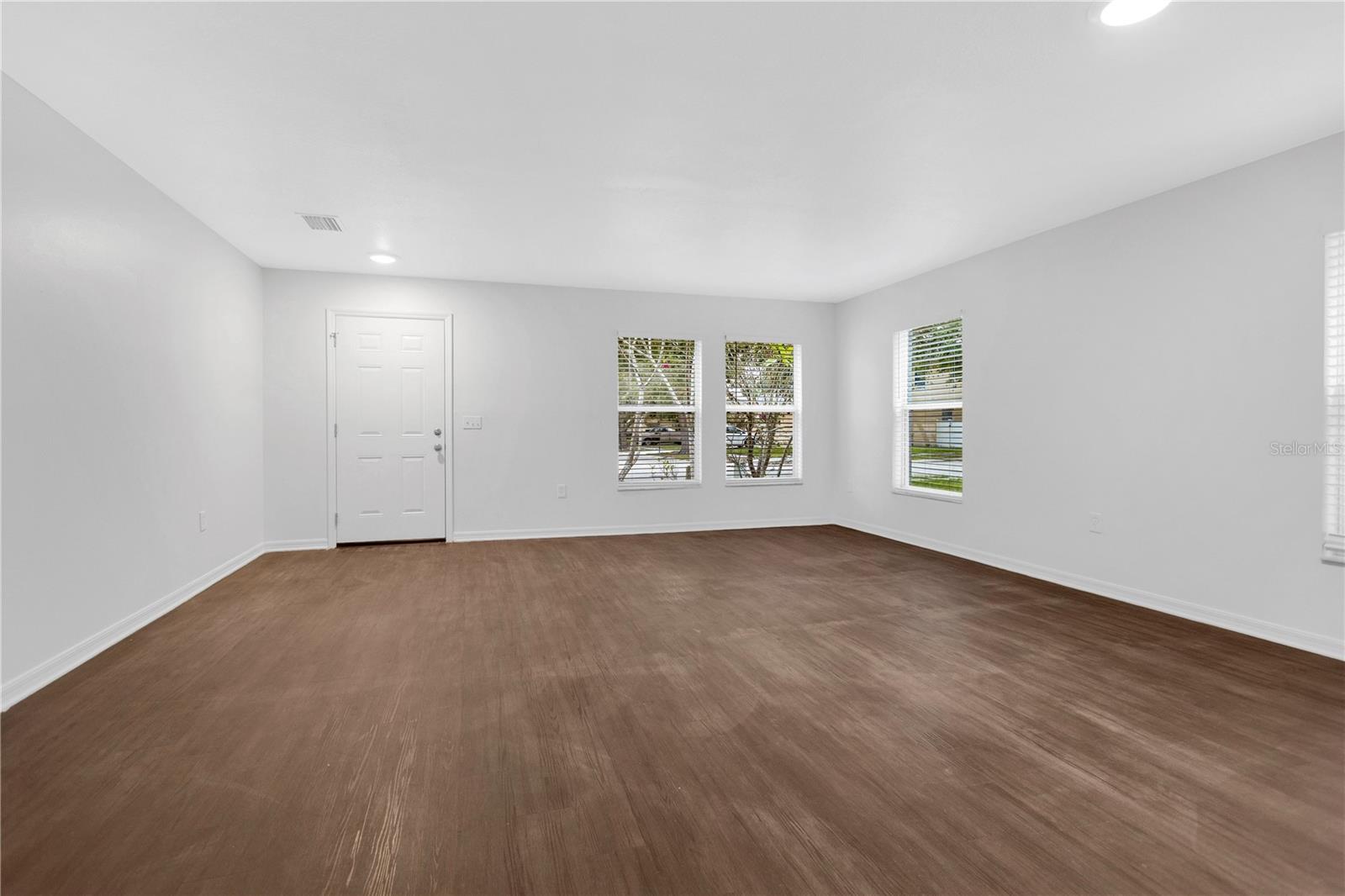 10414 Boyette Creek, Riverview, FL 33569
