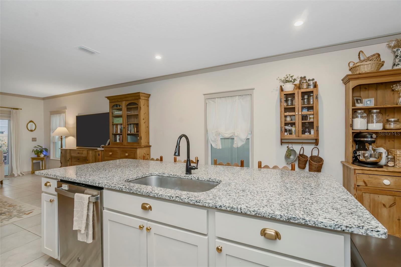 35088 Jomar, Zephyrhills, FL 33541
