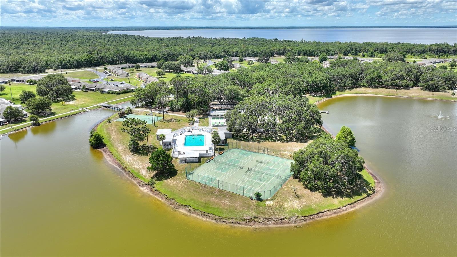 4719 Club, Lake Wales, FL 33854