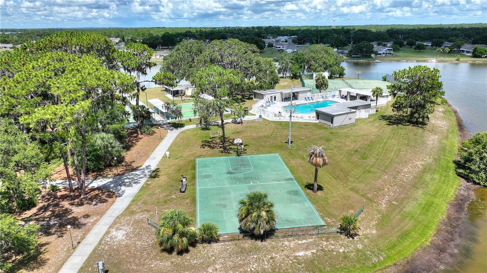 4719 Club, Lake Wales, FL 33854