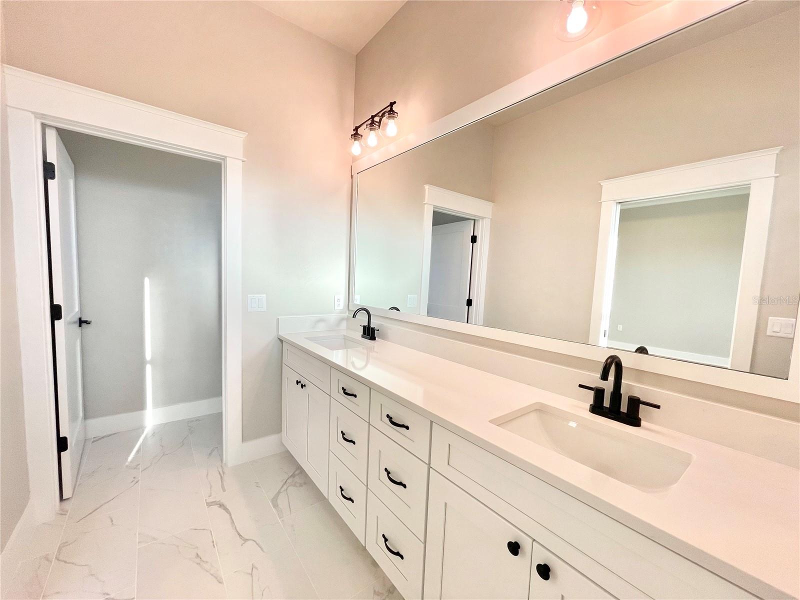 122 212th, Newberry, FL 32669
