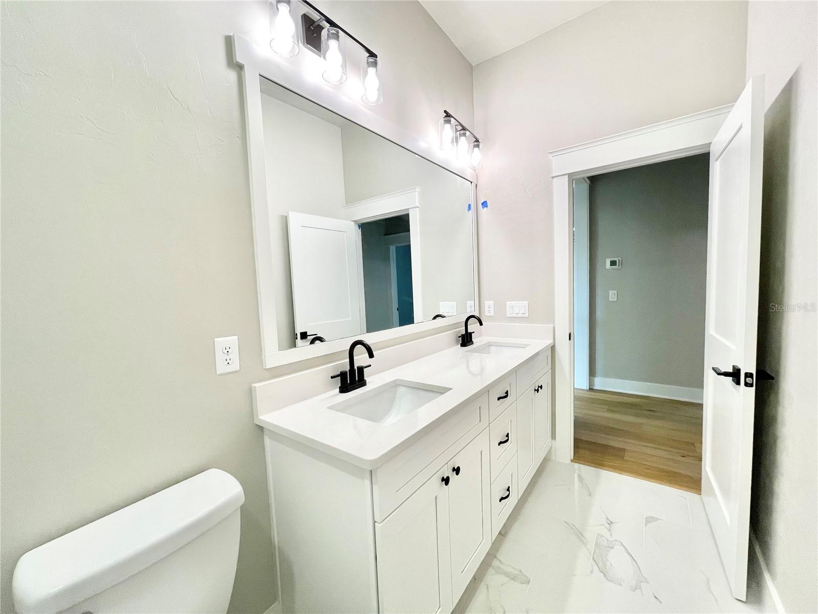 122 212th, Newberry, FL 32669