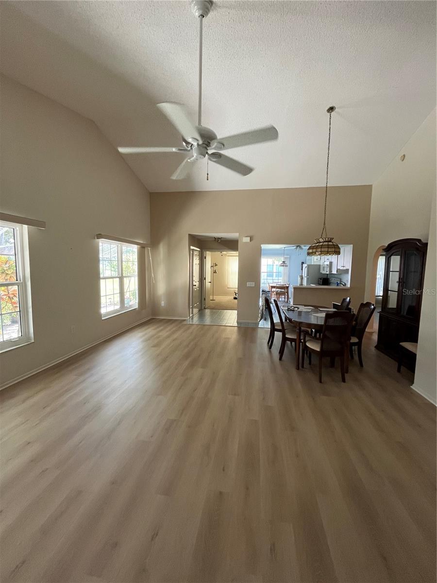 2387 Bentley Drive, Palm Harbor, FL 34684