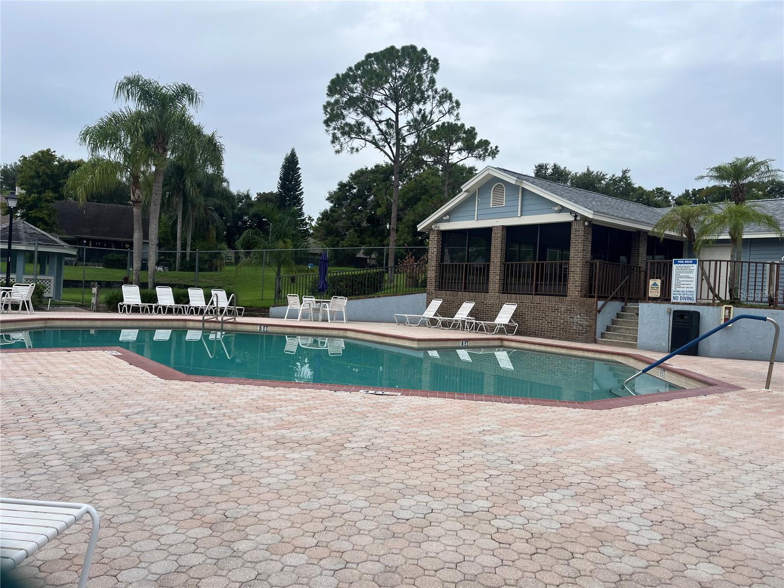 2387 Bentley Drive, Palm Harbor, FL 34684