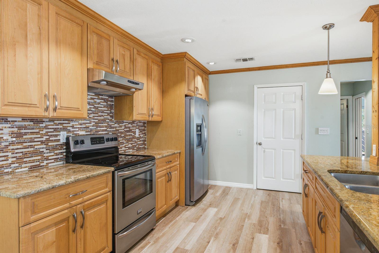 511 Mistletoe Unit C, Safety Harbor, FL 34695