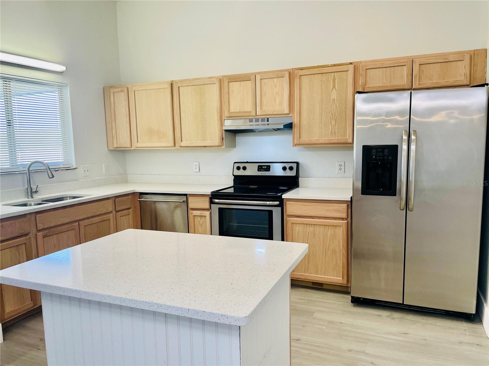 6914 Thousand Oaks, Orlando, FL 32818