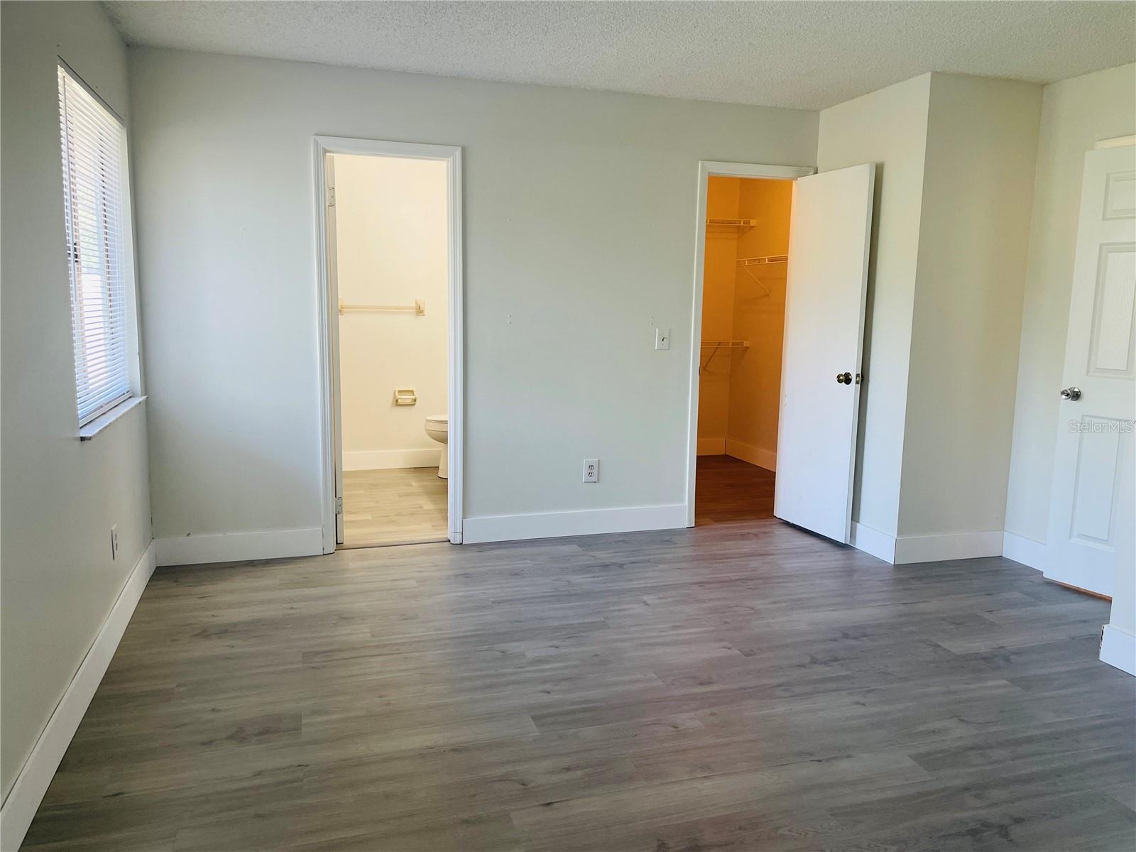 6914 Thousand Oaks, Orlando, FL 32818