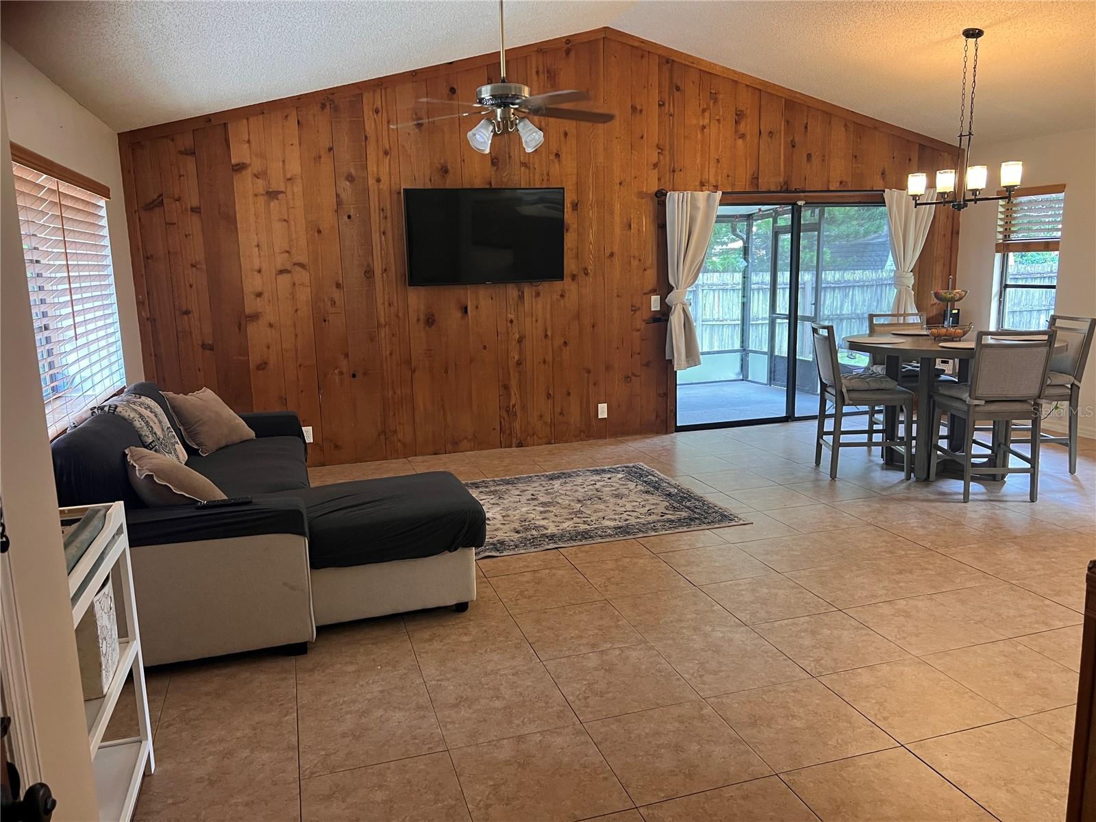 2919 Nicholas, Fort Pierce, FL 34982