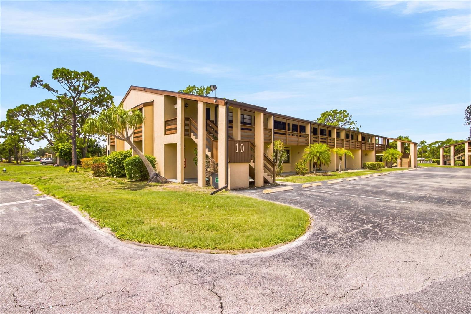 10 Quails Run Unit 8, Englewood, FL 34223