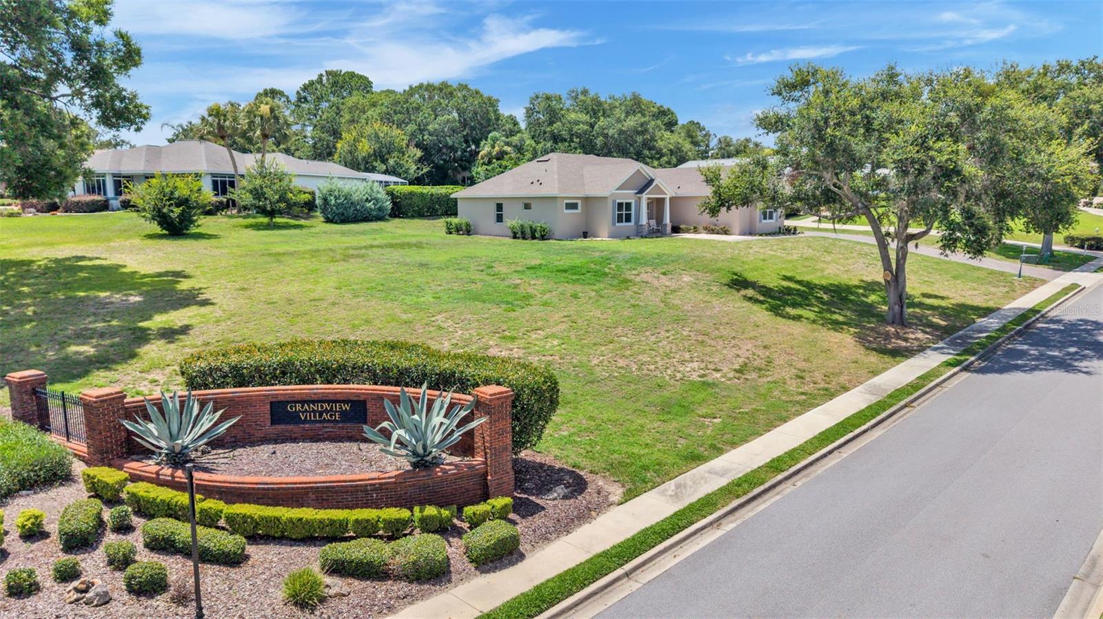 5701 Crestview, Lady Lake, FL 32159