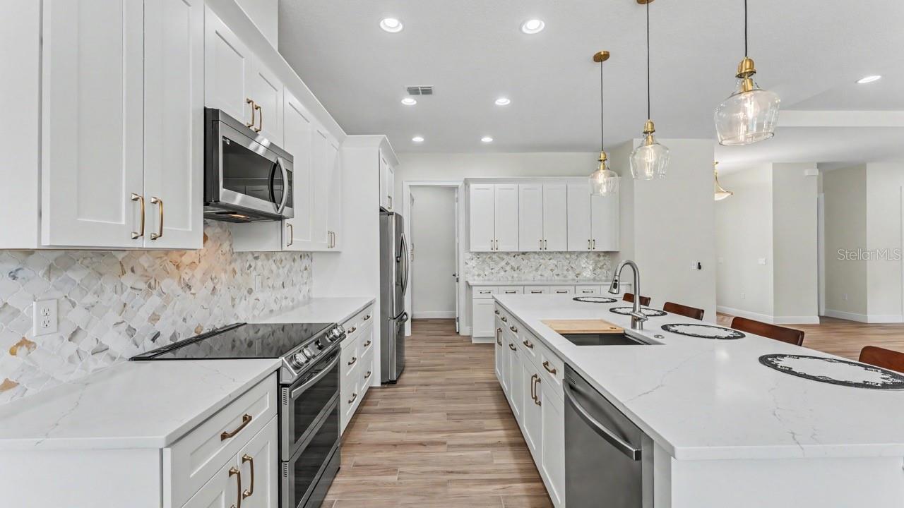 5701 Crestview, Lady Lake, FL 32159