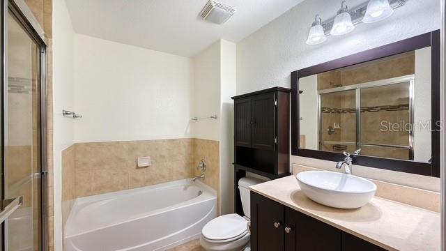 1064 Tamiami Unit 1524, Sarasota, FL 34236