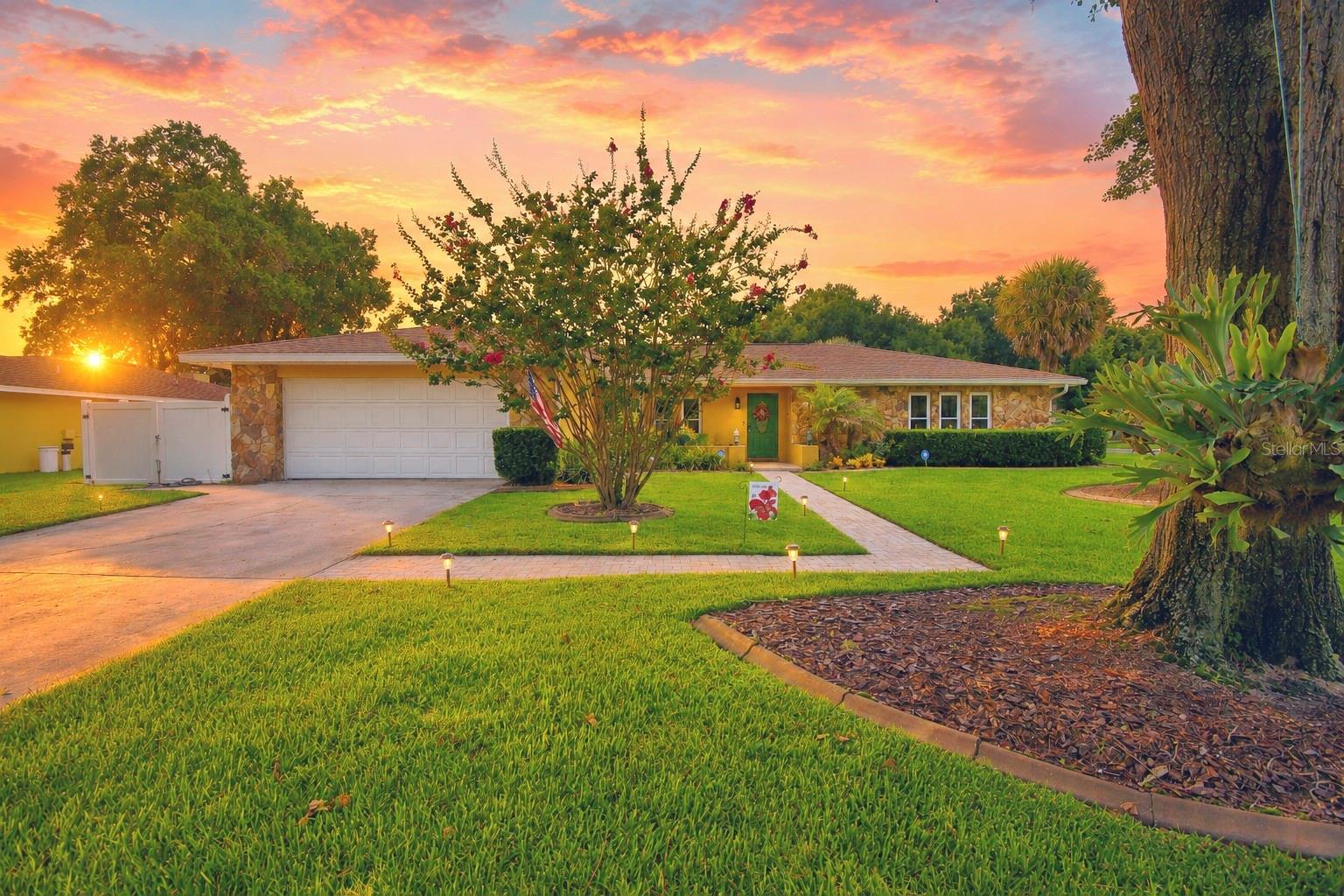 902 Crestview, Auburndale, FL 33823