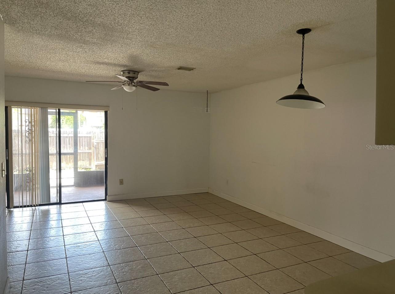 4013 Cedarlimb, Tampa, FL 33614