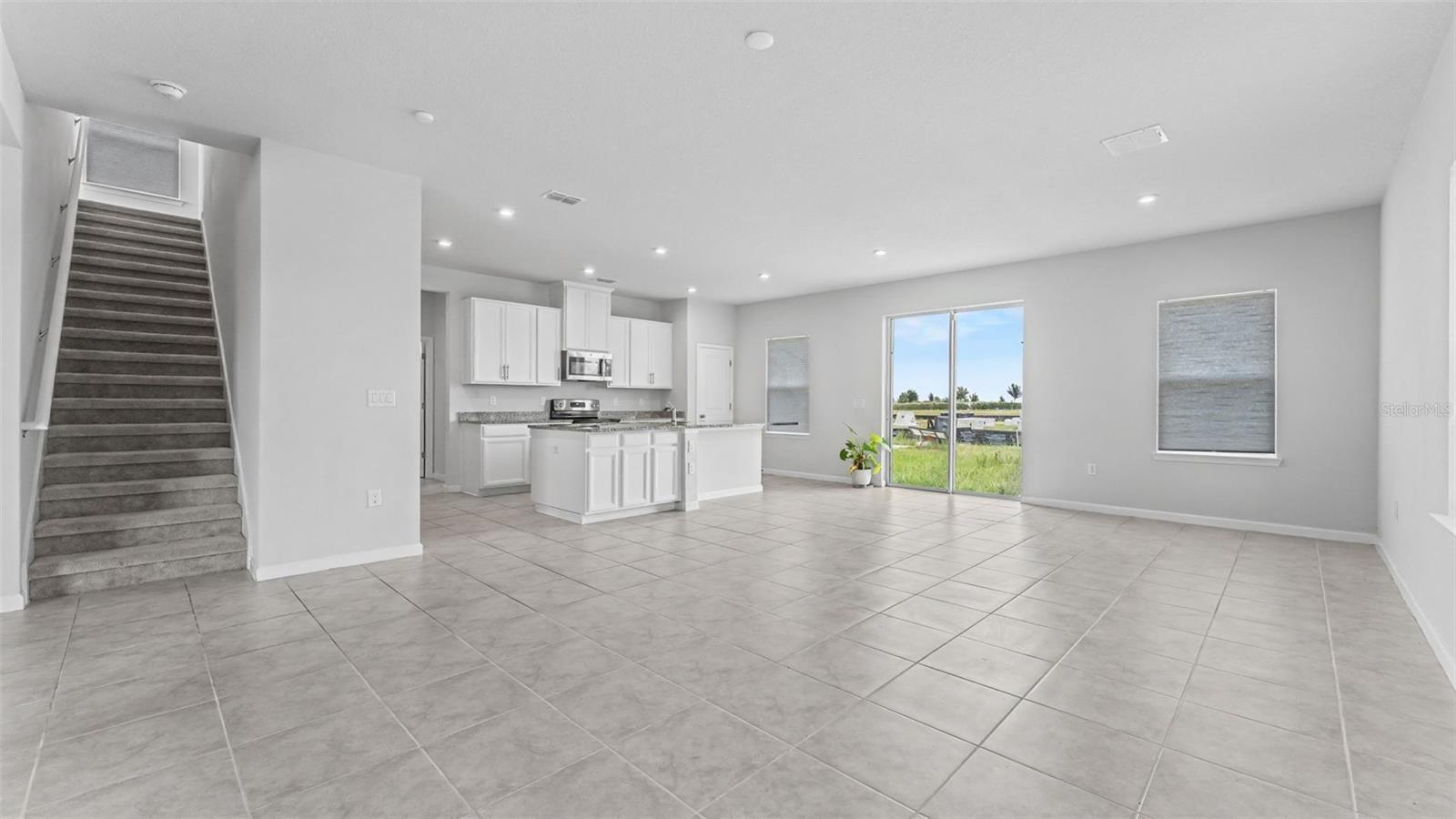 2075 Airedale, Lake Alfred, FL 33850