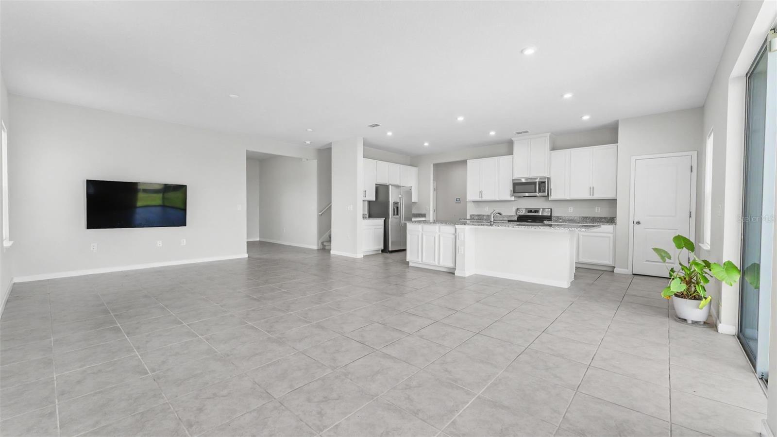2075 Airedale, Lake Alfred, FL 33850