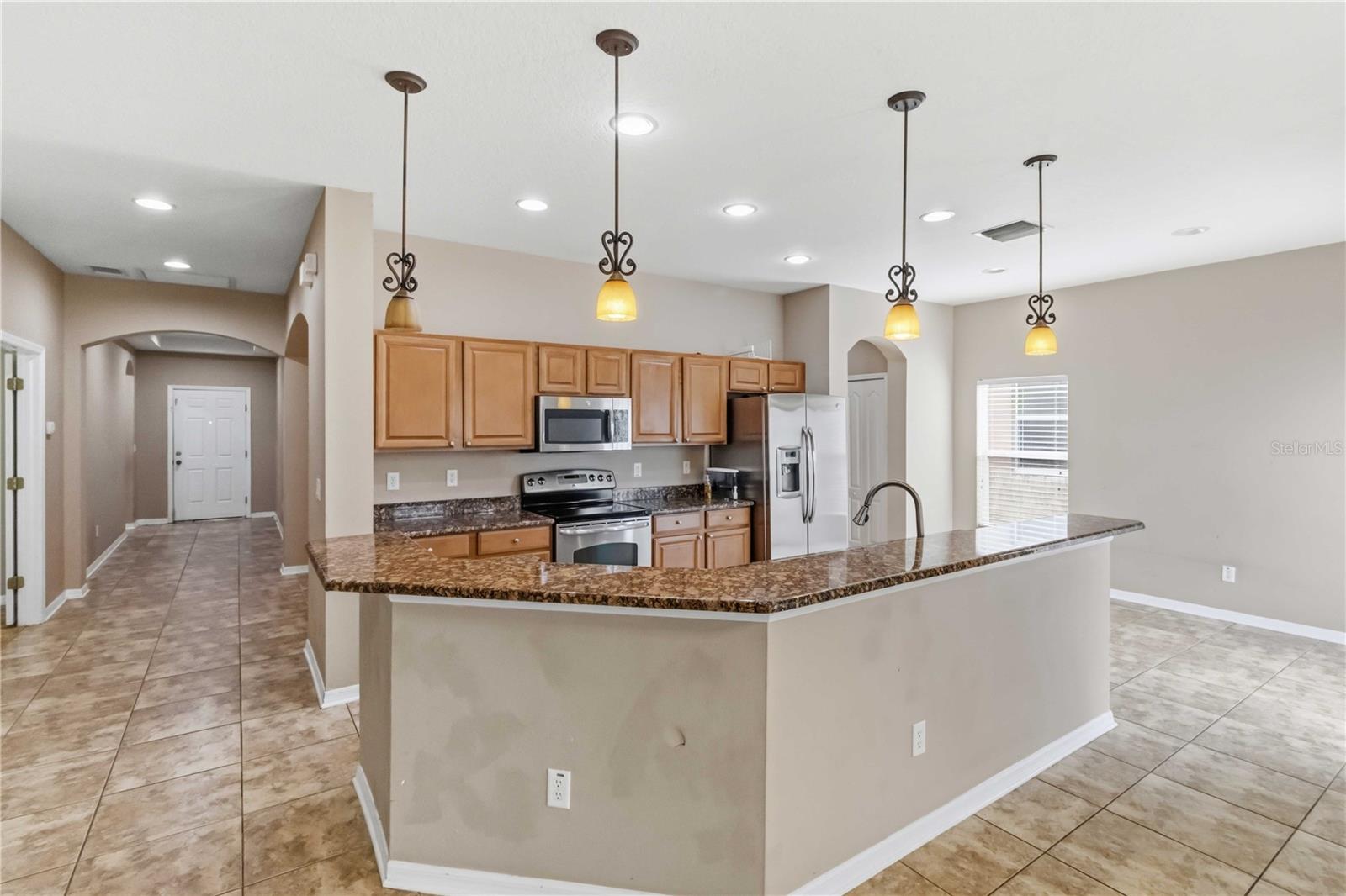 820 Parker Den, Ruskin, FL 33570