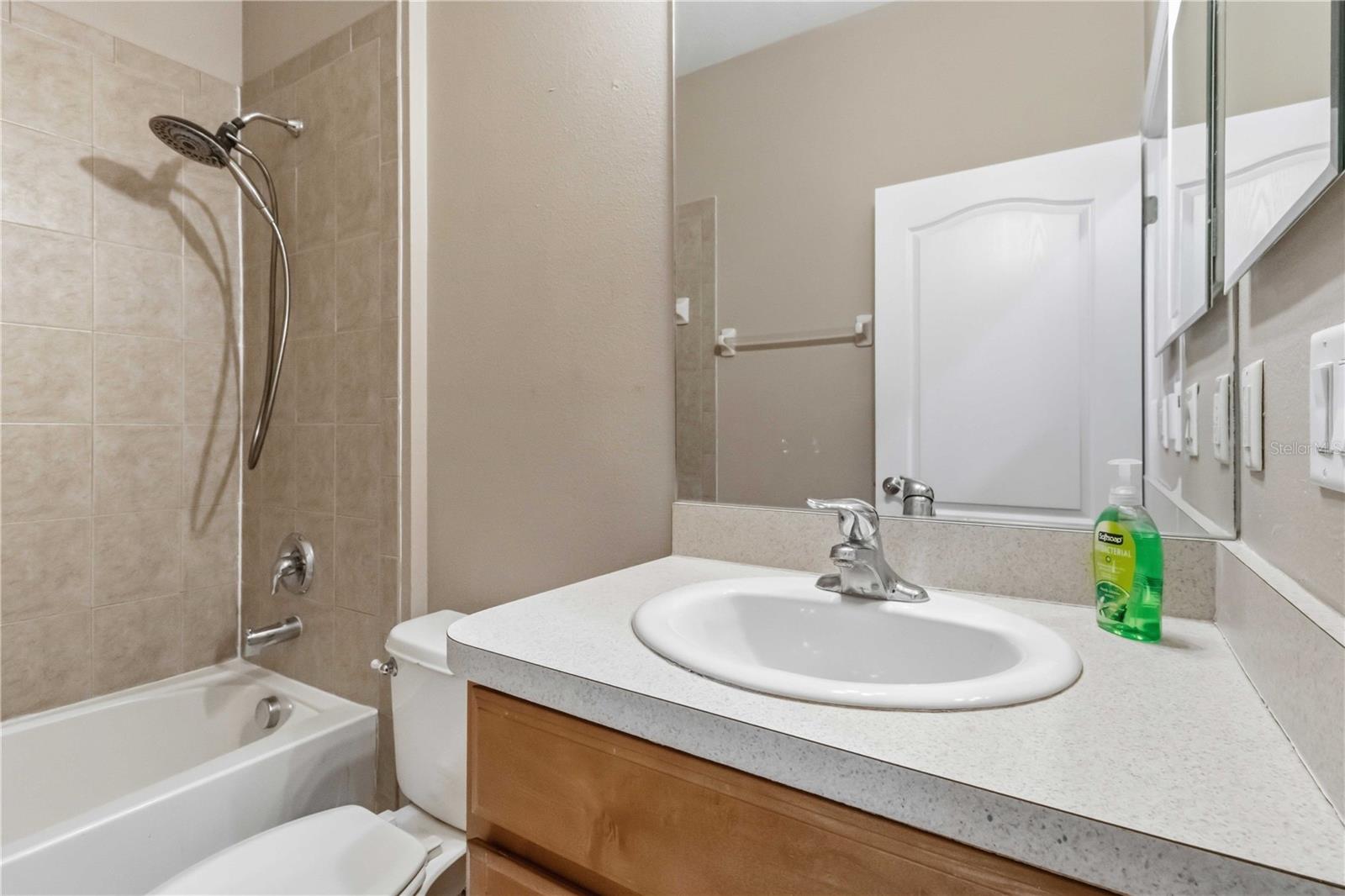 820 Parker Den, Ruskin, FL 33570