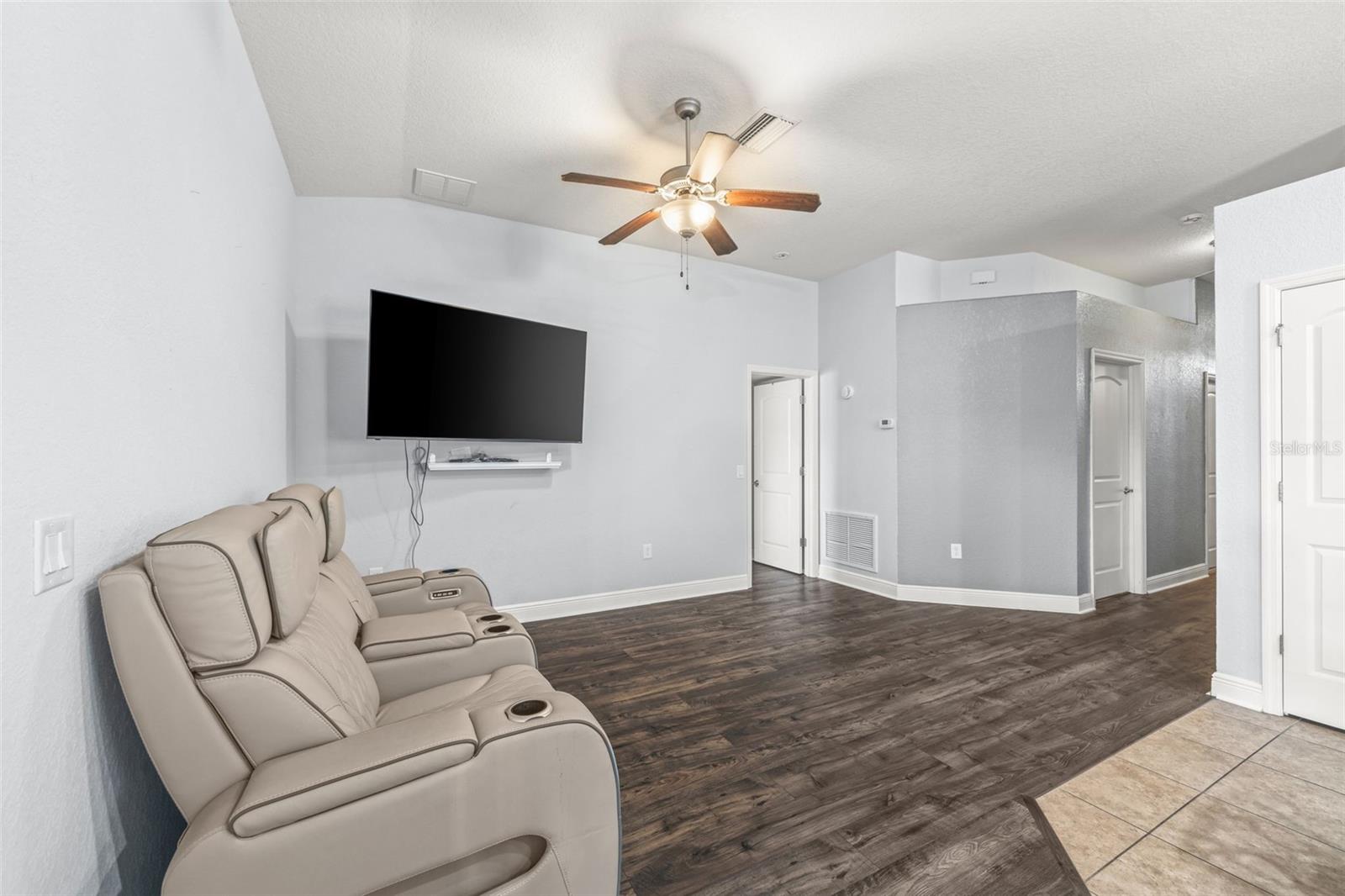 14358 Edinburgh Moor, Wimauma, FL 33598