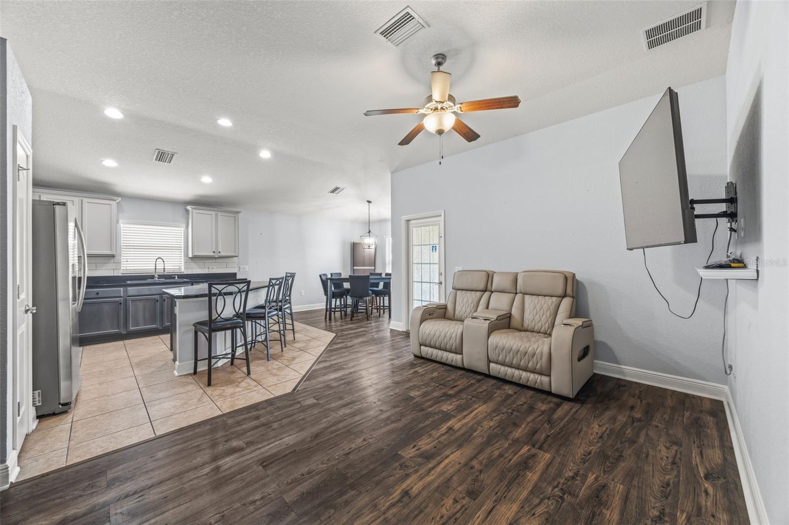 14358 Edinburgh Moor, Wimauma, FL 33598
