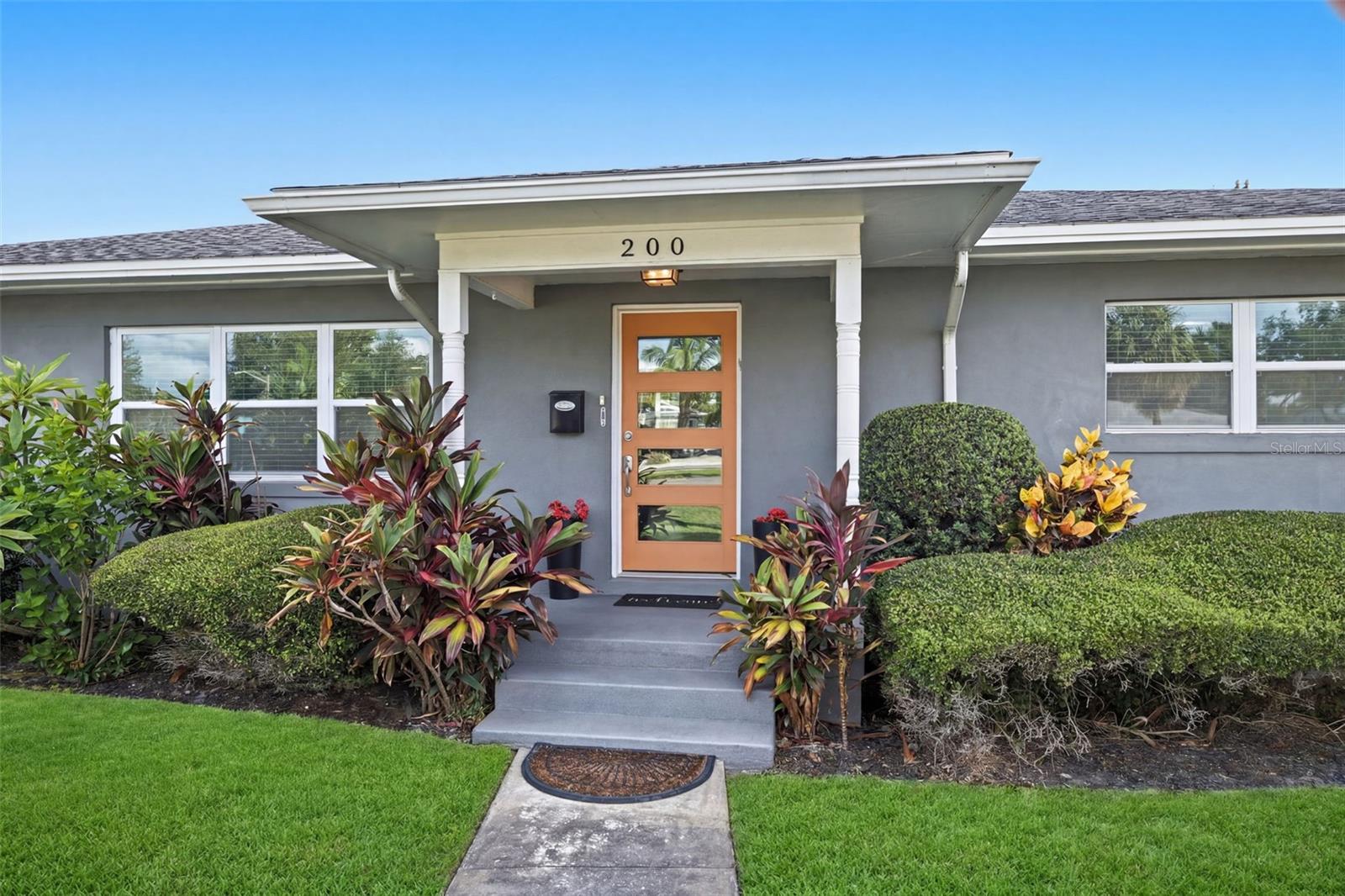 200 Park, St Petersburg, FL 33710
