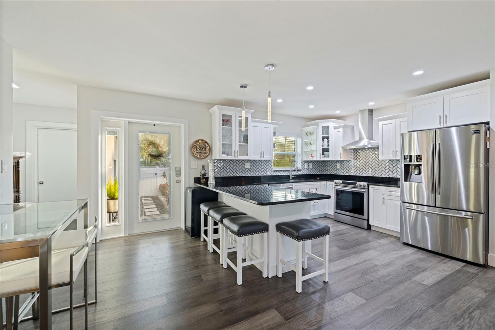 200 Park, St Petersburg, FL 33710