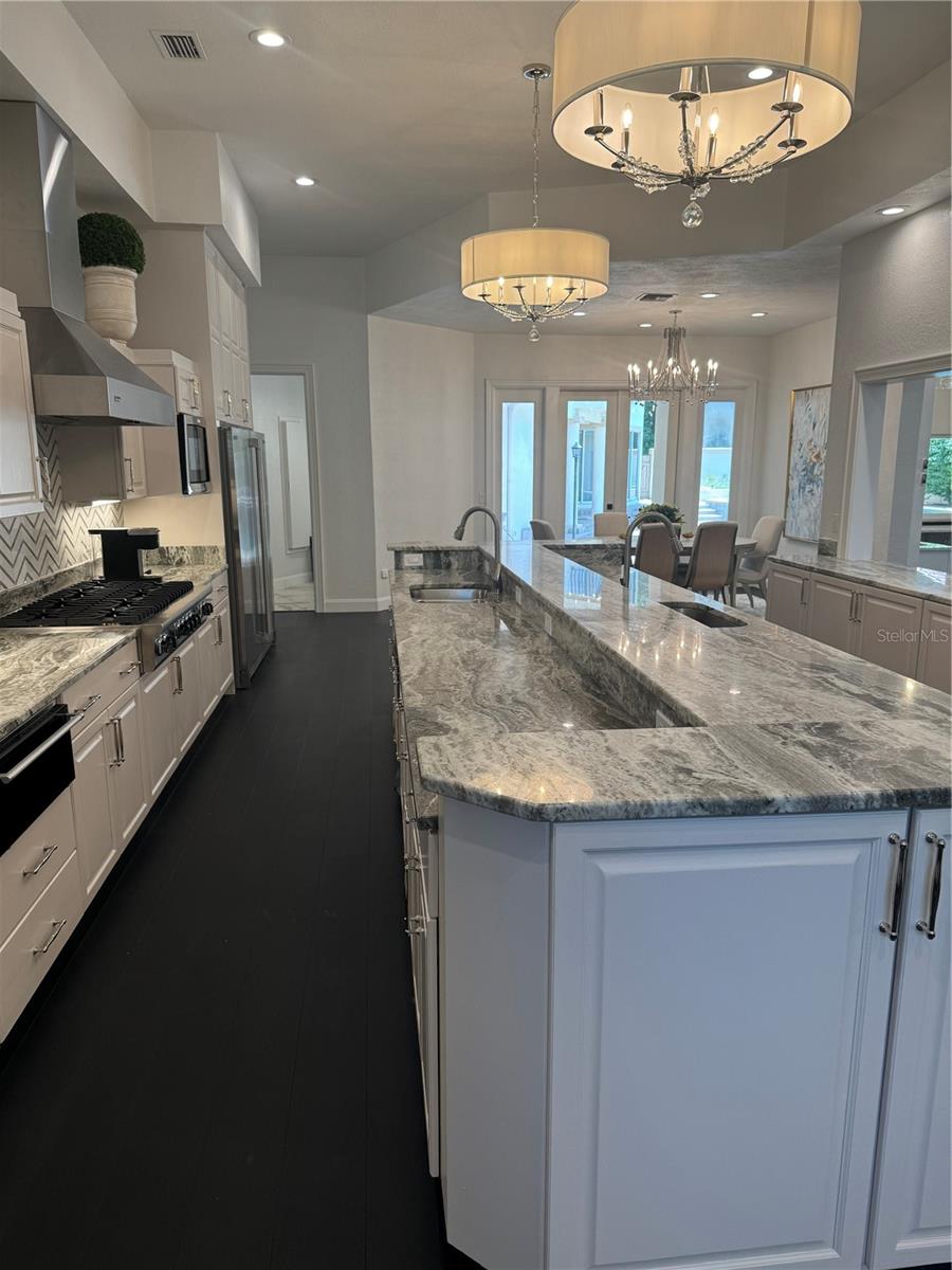1040 Sweetwater Club, Longwood, FL 32779