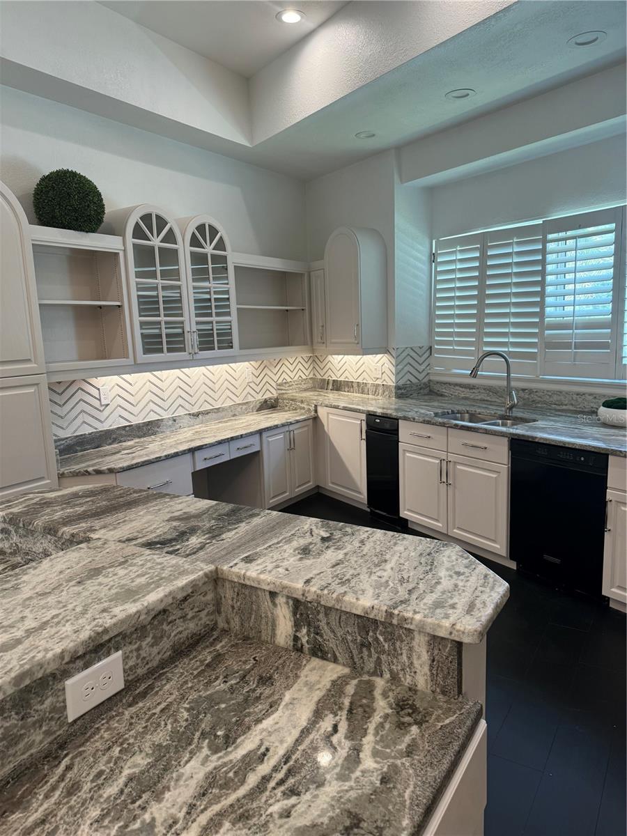 1040 Sweetwater Club, Longwood, FL 32779