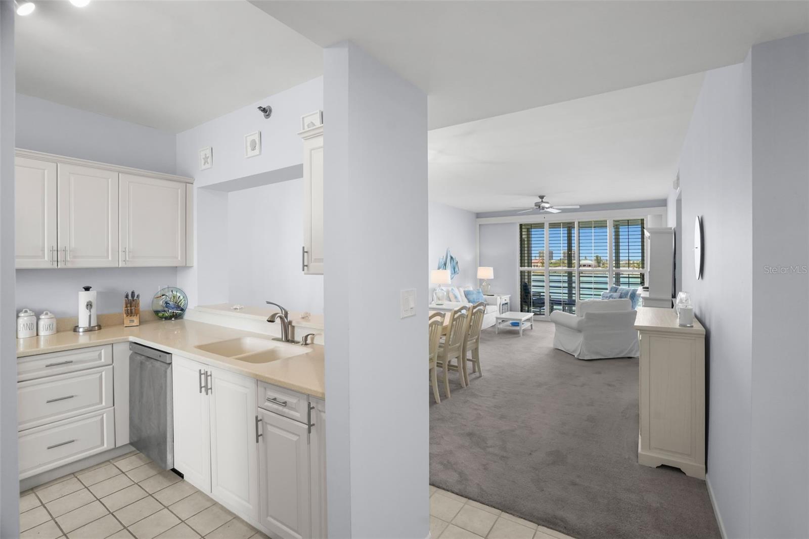 7984 Sailboat Key Unit 306, South Pasadena, FL 33707