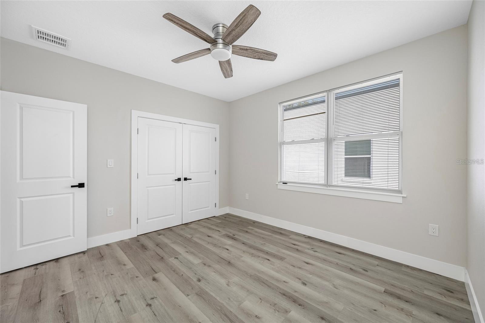 1039 53rd, St Petersburg, FL 33703