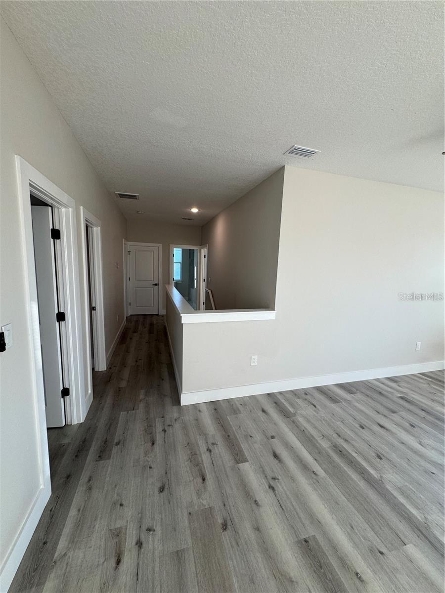 1039 53rd, St Petersburg, FL 33703