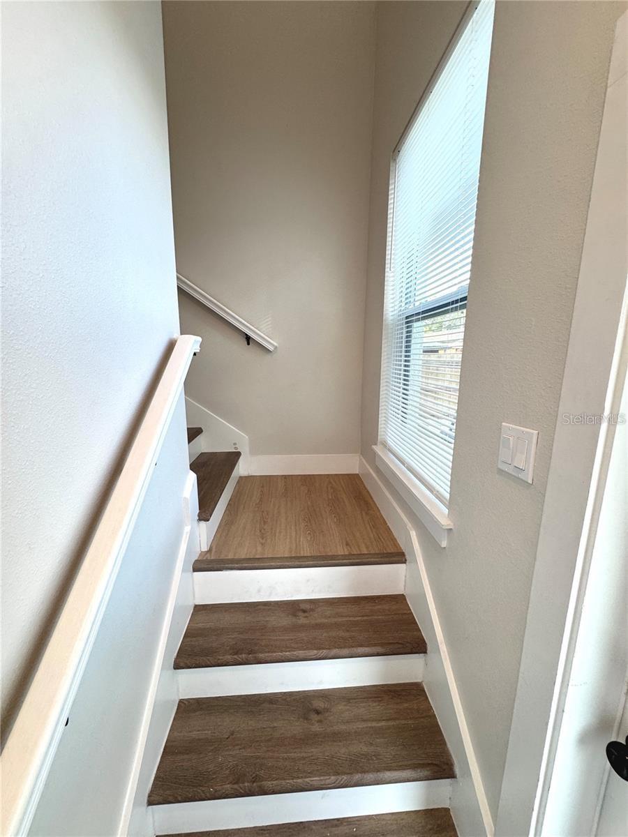 1039 53rd, St Petersburg, FL 33703