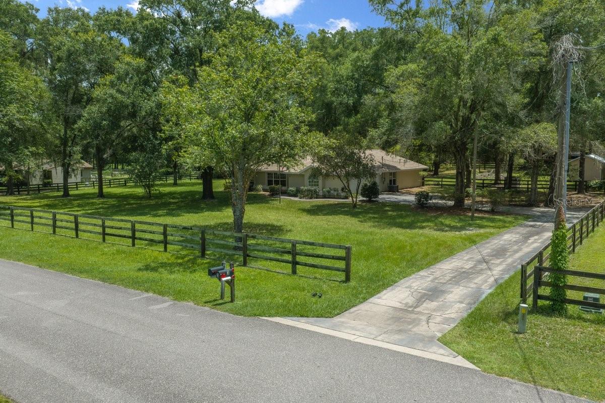 4 Hialeah, Ocala, FL 34482