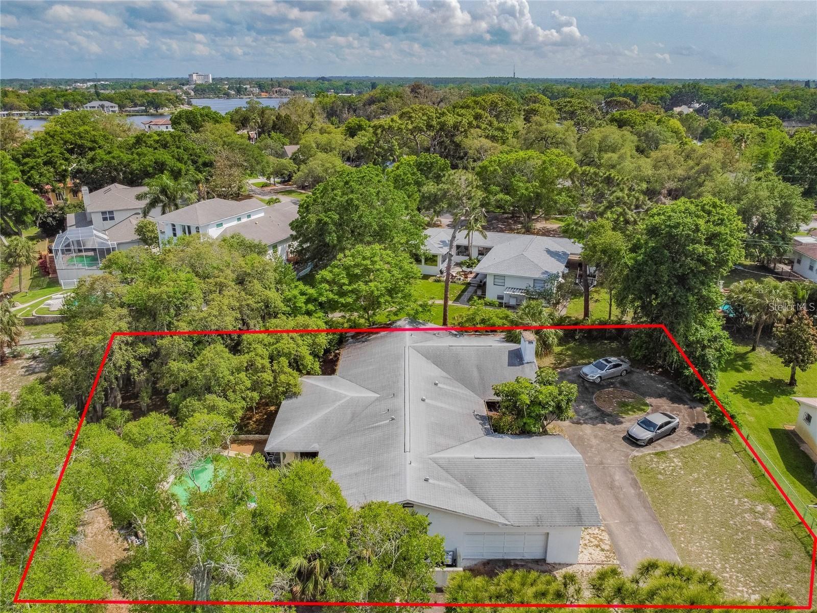 425 Craig, Tarpon Springs, FL 34689