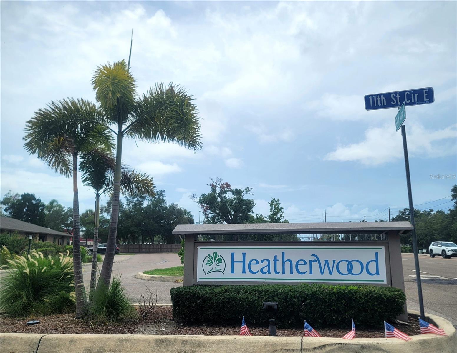 5323 11th St, Bradenton, FL 34203