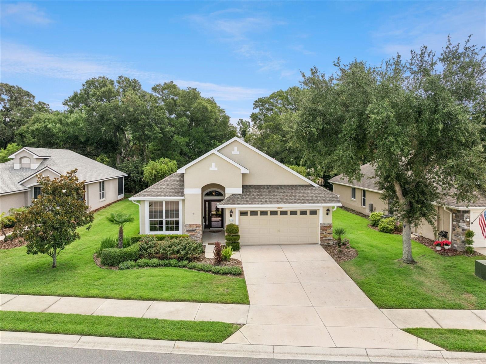 8270 Bridgeport Bay, Mount Dora, FL 32757