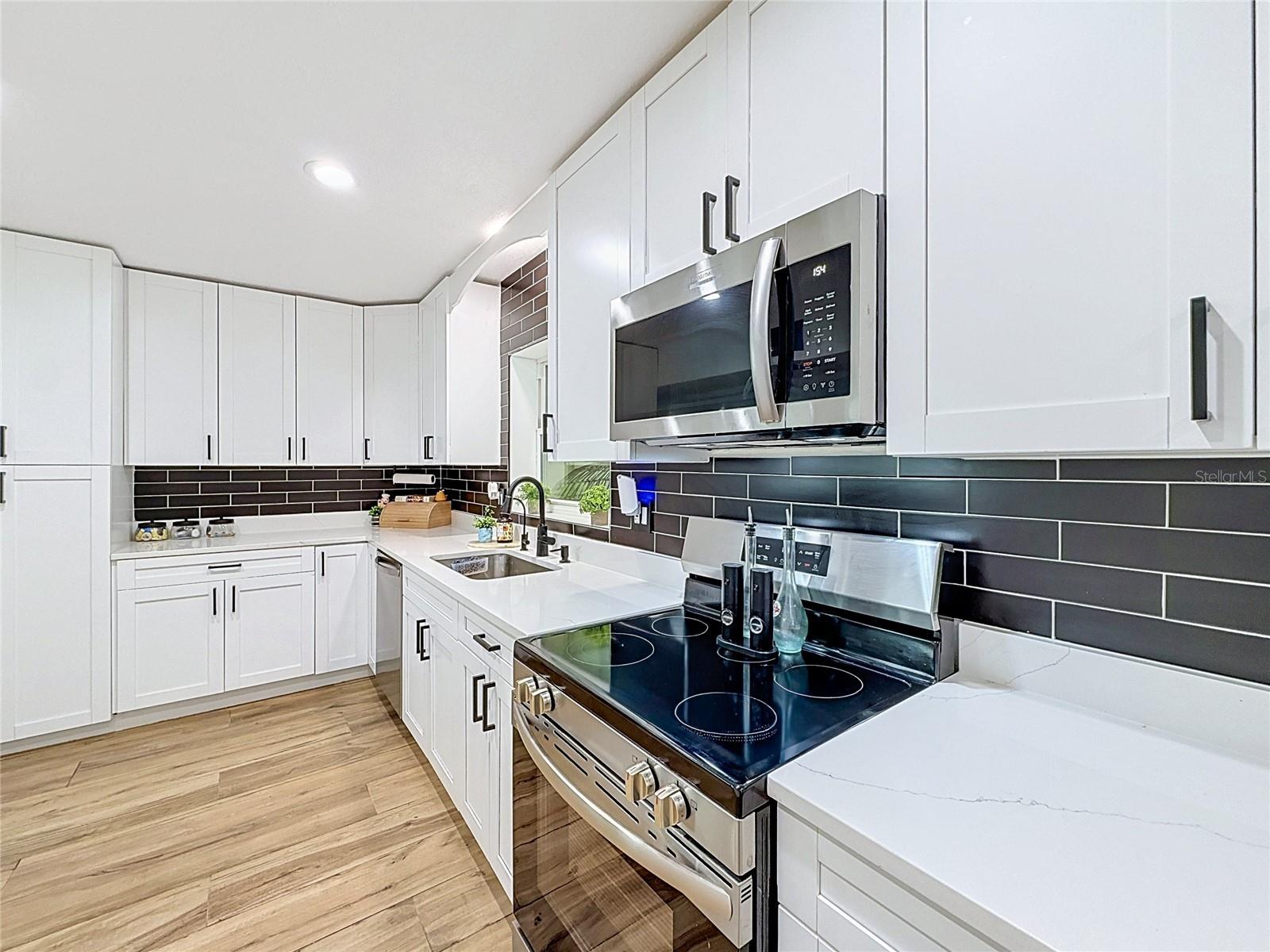 8407 Quartz, Tampa, FL 33615