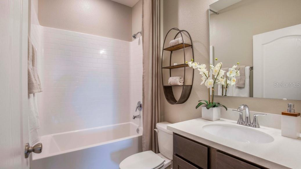 25125 Thornhill, Sorrento, FL 32776