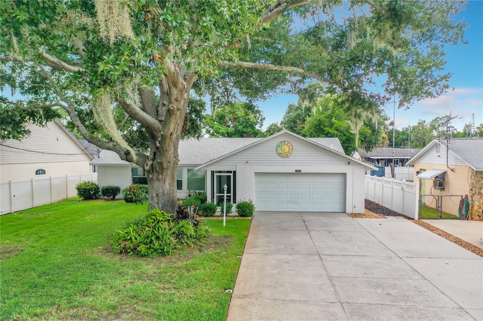 33909 Linda, Leesburg, FL 34788