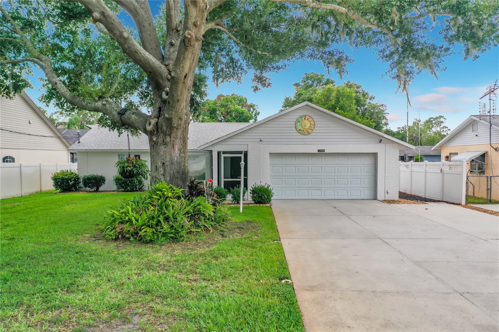 33909 Linda, Leesburg, FL 34788