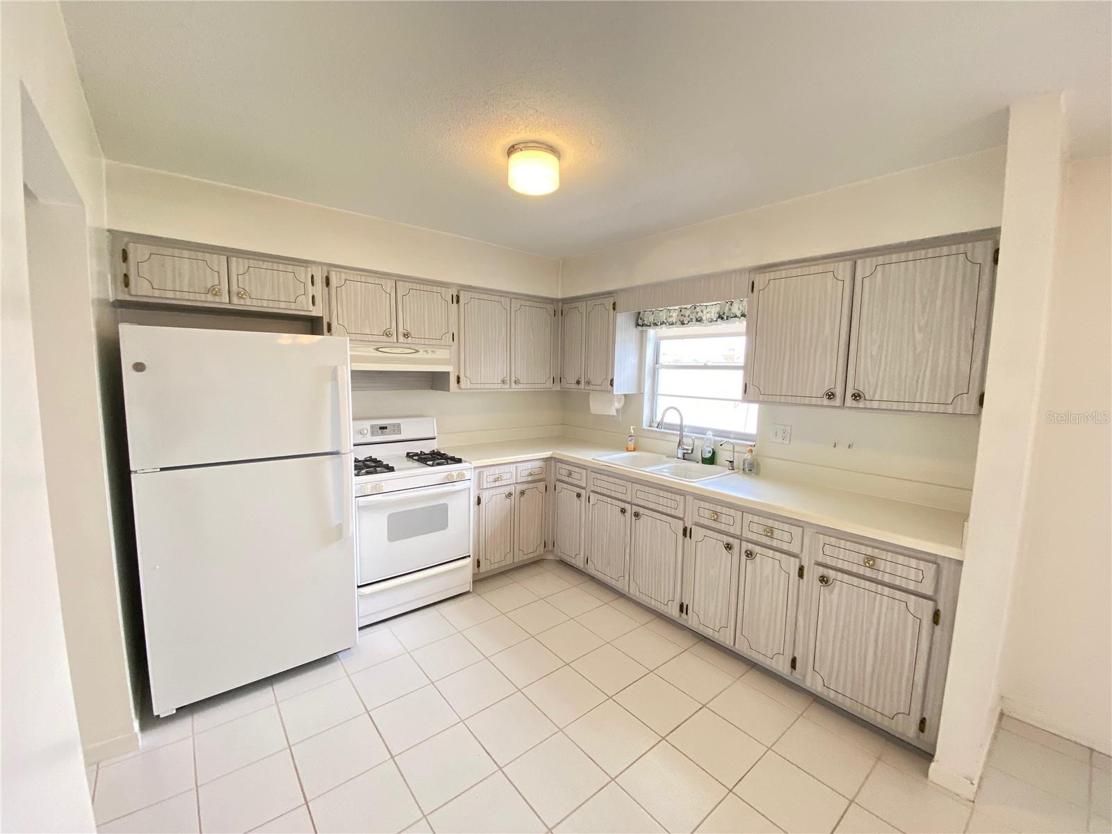 5105 Rose, Pinellas Park, FL 33782