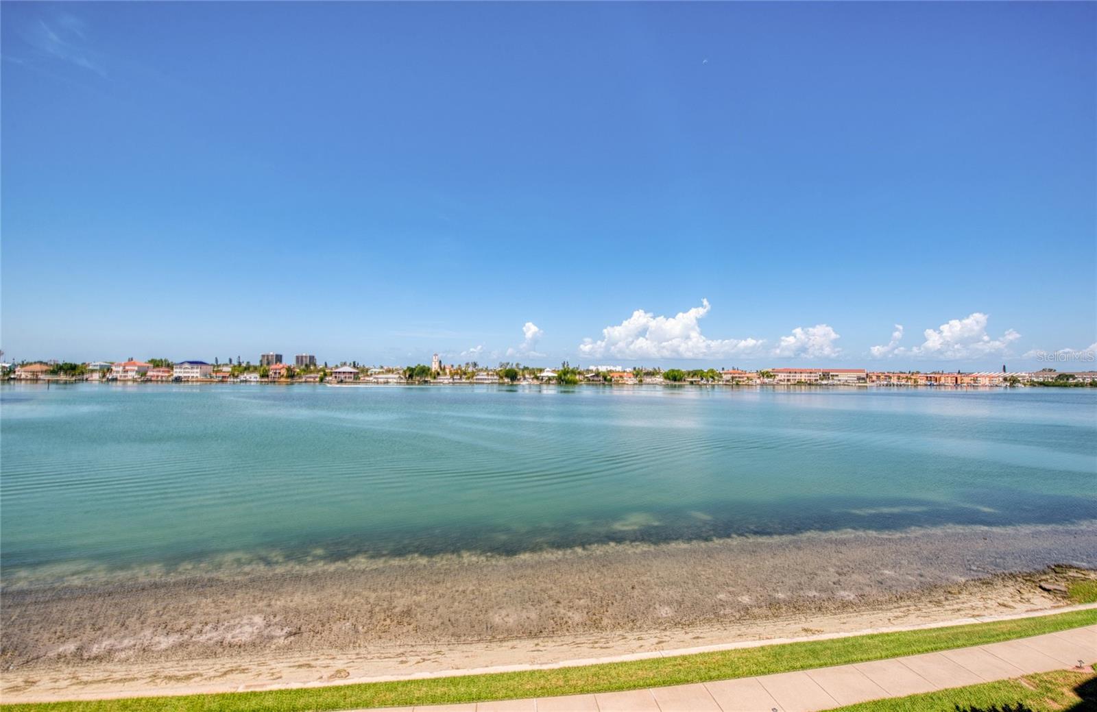 7984 Sailboat Key Unit 303, St Petersburg, FL 33707