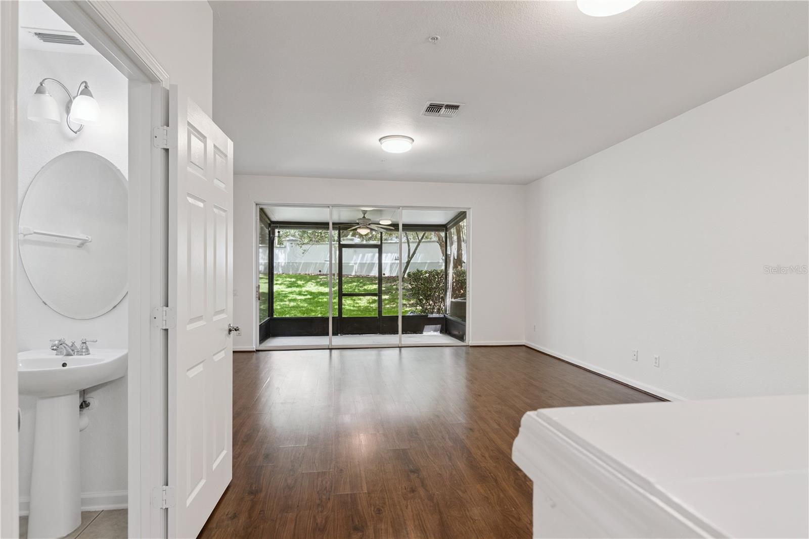 6887 Sperone, Orlando, FL 32819