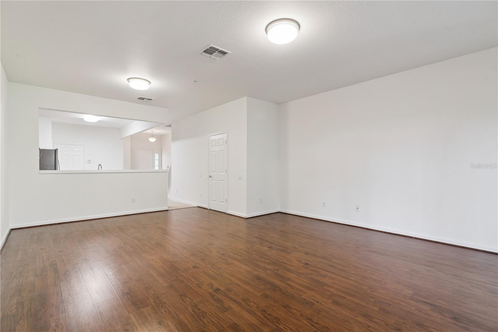 6887 Sperone, Orlando, FL 32819
