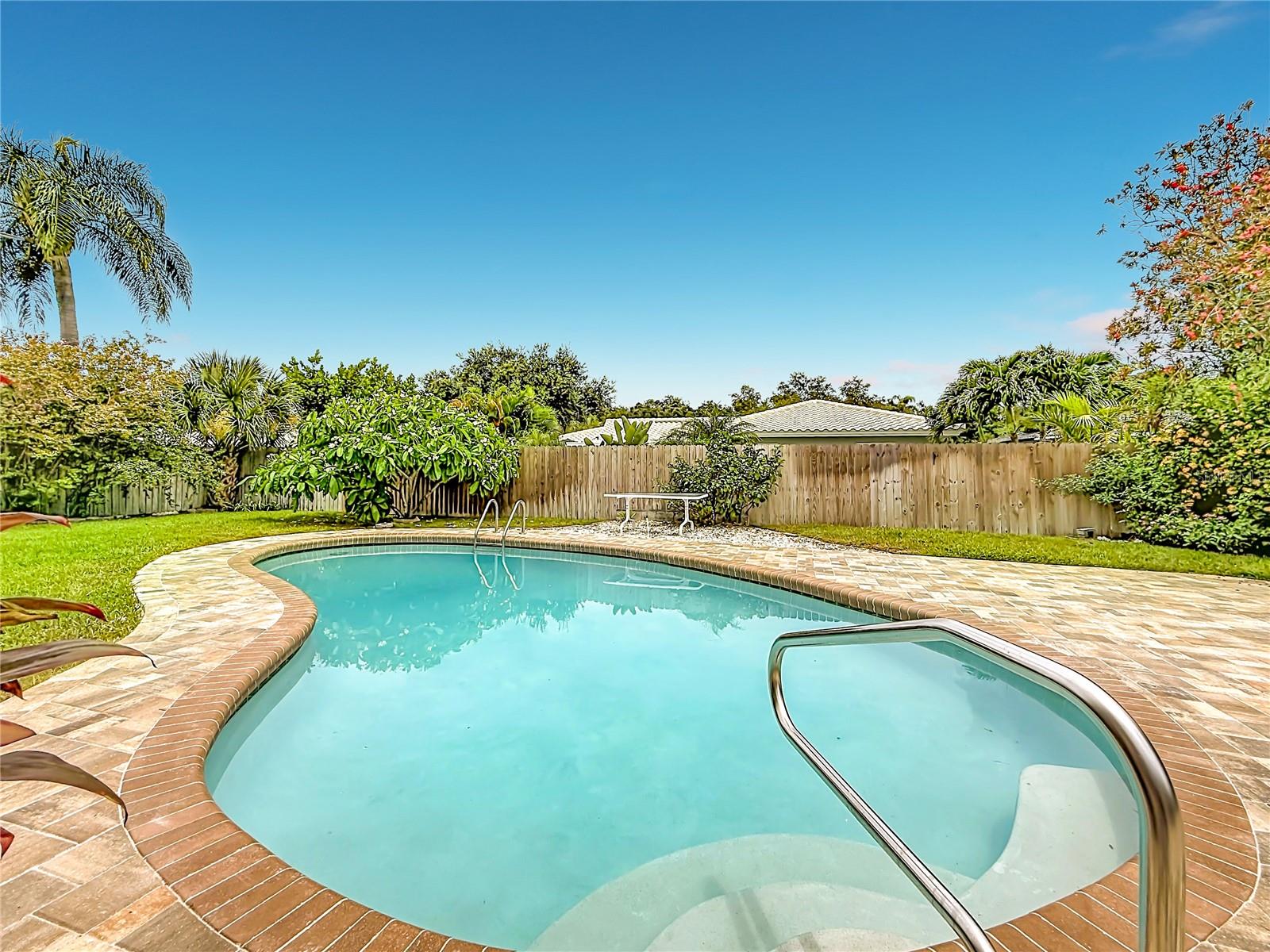 2178 Waterside, Clearwater, FL 33764