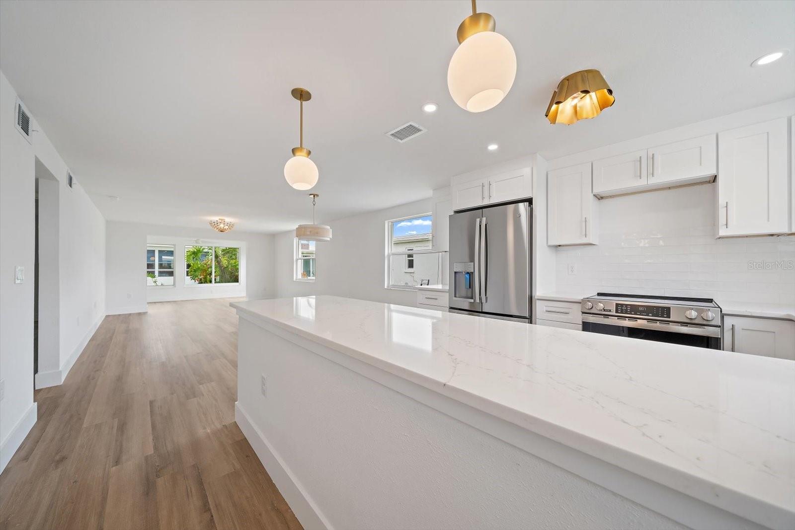683 Spanish Unit 214, Longboat Key, FL 34228