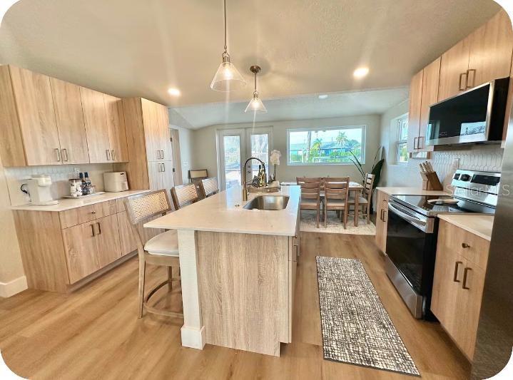 8937 Rocky Creek, Tampa, FL 33615