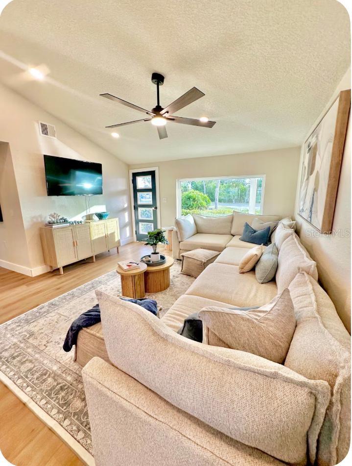 8937 Rocky Creek, Tampa, FL 33615