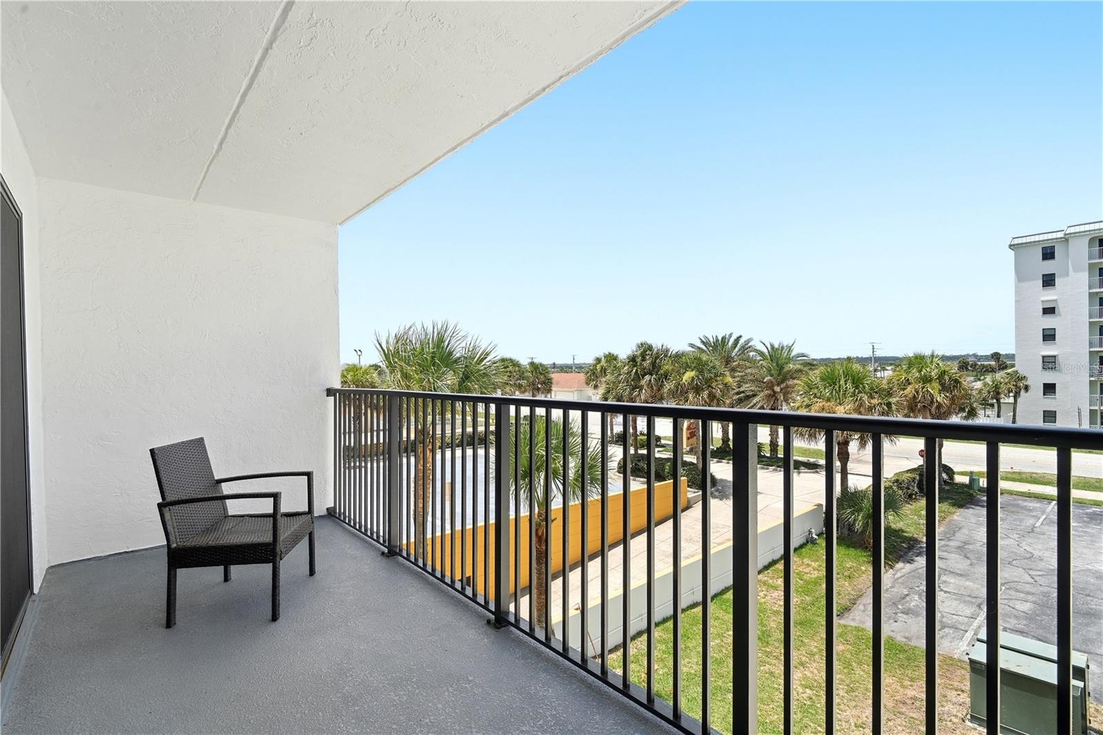3807 Atlantic Unit 4040, Daytona Beach Shores, FL 32118