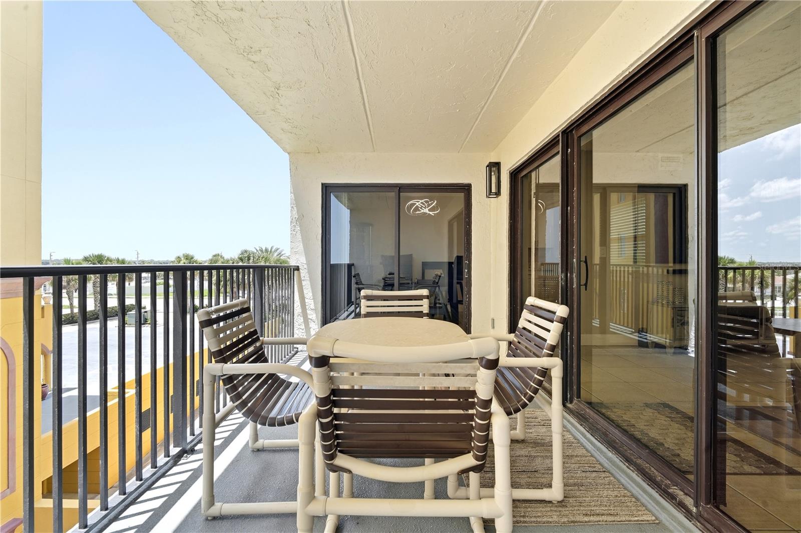 3807 Atlantic Unit 4040, Daytona Beach Shores, FL 32118